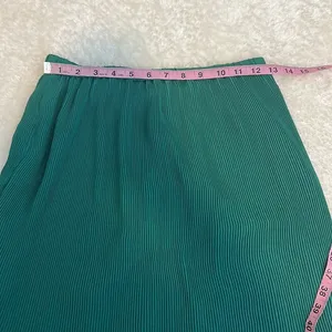 Banana republic‎ women’s XS pleated green skirt thumbnail 6