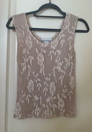 Vintage dressbarn Textured Beige Floral Tank Top thumbnail 1