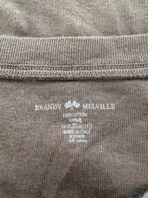 Brandy Melville Robyn Off-the-Shoulder Top thumbnail 3
