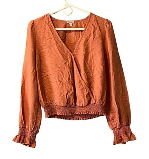 Hem & Thread ANTHROPOLOGIE Mauve Summer Blouse With Ruffles Size‎ Large Boho thumbnail 1