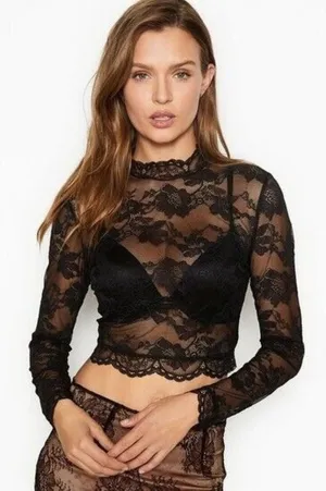 $79 Sz M Victoria Secret Lingerie Top Crop Long Sleeve Lace Up Back Allover Lace thumbnail 1
