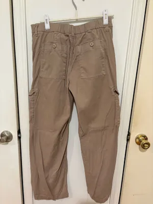 Women’s American Eagle Cargo Pants thumbnail 2