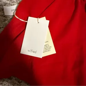 NWT Aritzia Wilfred Bonaventure Red Bouncy Tube Strapless Crop Top- Size Small thumbnail 7