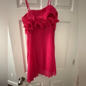 Lizard Thicket Hot Pink Ruffled Mini Dress thumbnail 3