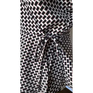 Tommy Hilfiger Women's M Wrap Blouse Geometric Print Flutter Sleeve Tie Waist thumbnail 6