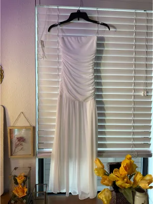 Boutique Formal Dress white thumbnail 6