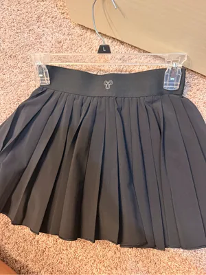 Aritzia Black Pleated Circle Skirt thumbnail 2