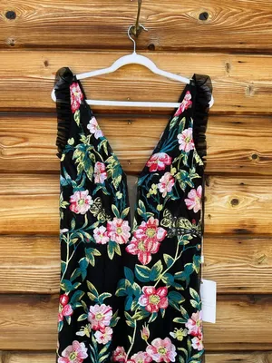NWT Mac Duggal Embroidered Floral Plunge Neck Trumpet Gown Black Multi Size 10 thumbnail 9