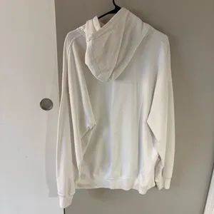 Brandy Melville Rare White Oversized Graphic Hoodie Niagara Falls Logo One Size thumbnail 3
