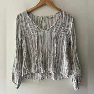 Hollister White Striped Long Sleeve Lace Detail‎ Top thumbnail 4