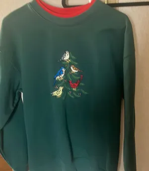 FINAL MARKDOWN M & C Sweatshirt with Bird Embroidery medium thumbnail 1