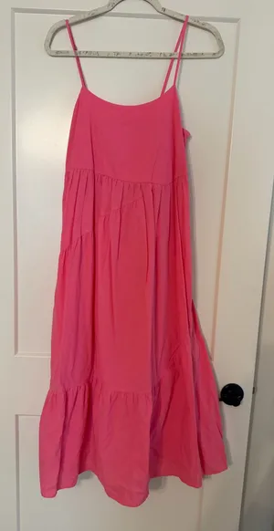 Boutique Pink Spaghetti Strap Maxi Dress thumbnail 1
