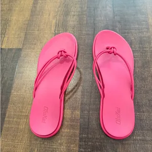 Olukai Pink Flip Flop Sandals Womens Size 8.5 thumbnail 4