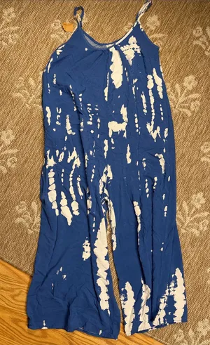 Blue and White Tie thumbnail 1