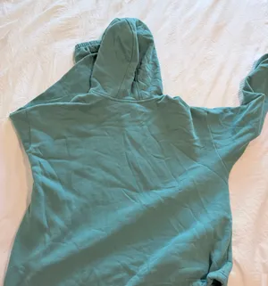 Ariat Cropped Sweatshirt thumbnail 2
