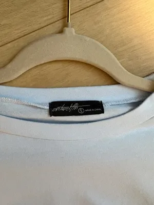 Boutique top  thumbnail 3