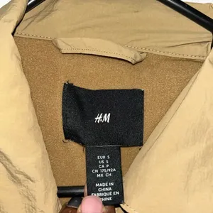 H&M Tan/Beige Fleece Men’s Jacket(Size Small) thumbnail 9