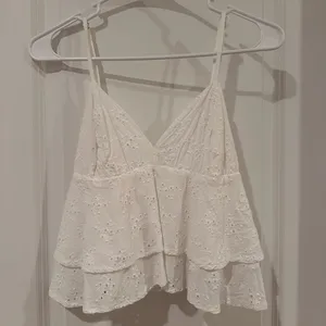 Ocean Drive White flowy top🤍 thumbnail 1