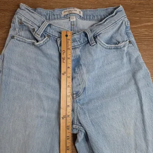 Abercrombie & Fitch The Dad Jeans Women 24 00S Curve Love High Rise Light Wash thumbnail 4