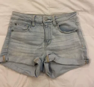 American Eagle shorts thumbnail 1