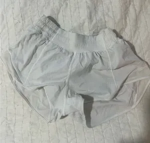 Hotty Hot Lululemon 2.5" white thumbnail 1