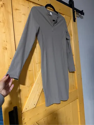 Lululemon All Aligned Ribbed Long-Sleeve Henley Dress Size 6 Gray- EUC thumbnail 7
