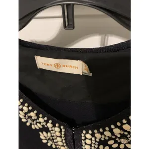 Tory Burch Embellished Black Sweater Tunic Beaded Floral Size M Cotton thumbnail 2