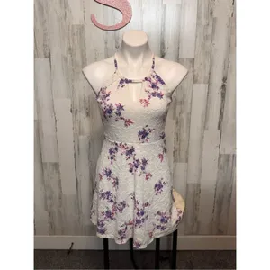 Candie’s White Floral Lace Halter Dress XS thumbnail 2