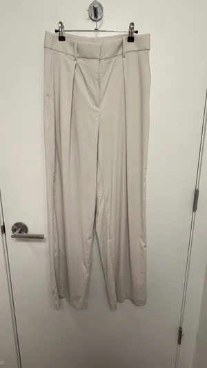Lululemon Pleat-Front High-Rise Wide-Leg Trousers thumbnail 6