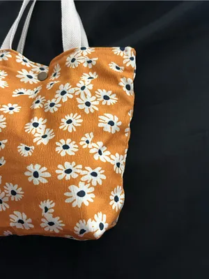 Daisy Print Orange Floral Canvas Tote Bag with White Handles thumbnail 4