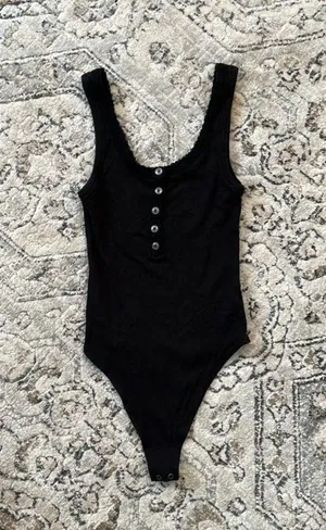 American Eagle Outfitters Top thumbnail 1