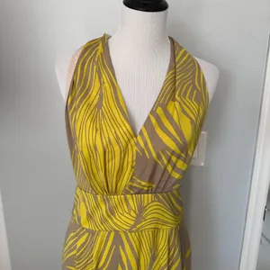 Banana Republic Size-8/Petite Maxi Dress‎ Tie Back Halter Botanica Printed $150 thumbnail 16