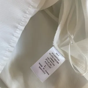 Vestique Cropped Blouse thumbnail 3