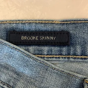 Lucky Brand Brooke Skinny Jeans in Light Wash Size 10/30 thumbnail 9
