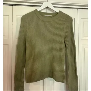 Abercrombie & Fitch green slim crewneck ribbed sweater small thumbnail 8
