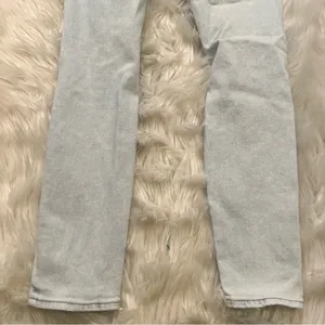 Old Navy Women's Size 6 Rockstar Super Skinny‎ High Rise Jean Light Maui Destroy thumbnail 9