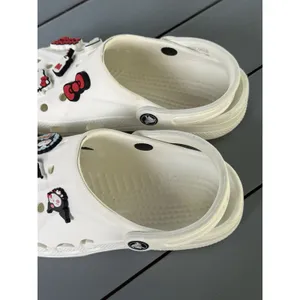 ⁠Crocs Classic Clogs White Women 6 Men 4 Sanrio Hello Kitty Charms⁠ Unisex thumbnail 7