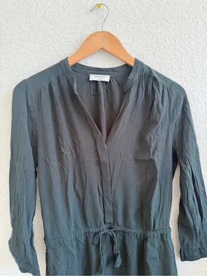 Aritzia Babaton Bennet Silk Drawstring Tie Waisted Dress M Forest Green Teal thumbnail 3