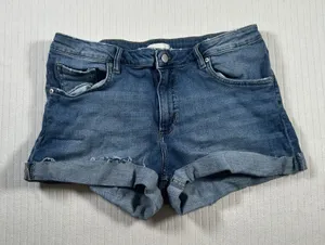 H&M Denim Shorts Womens Size 12 Blue Jean Rolled Cuffed Hem Medium Wash Summer thumbnail 1