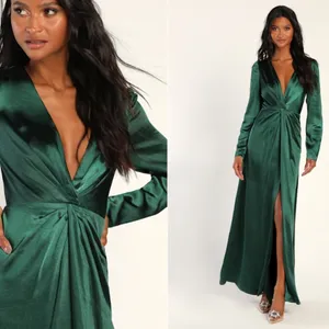 LULU's Sexy Elegant Prom Wedding Bridesmaid Mother of the Bride Satin Gown thumbnail 2
