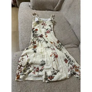 Here comes the sun tan floral dress thumbnail 5