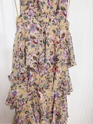 ASTR the Label Rosanna Floral Tiered Maxi Dress Small Wedding Guest Open Back thumbnail 7