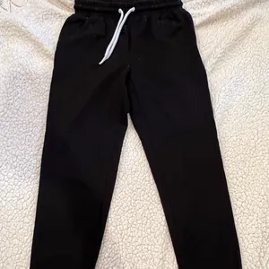 Active USA Black joggers thumbnail 1