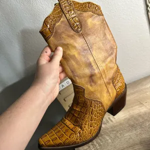 Miz Mooz Women’s 39 Faux Crocodile Western Cowgirl Boots thumbnail 7