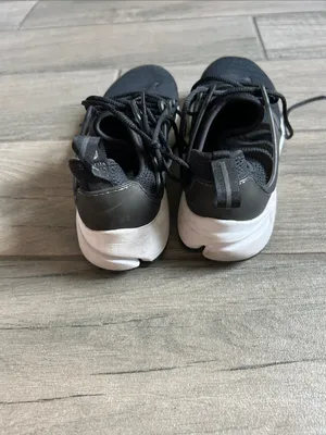 Nike Black and White Knit Running Shoes thumbnail 3