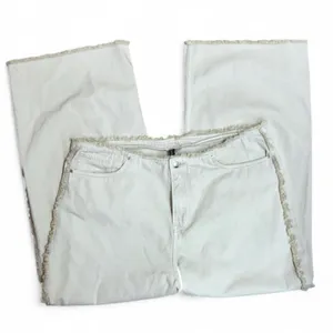 H&M Divided Wide Leg Jeans – Cream/Beige Frayed Trim – Size 18/US 50 thumbnail 3