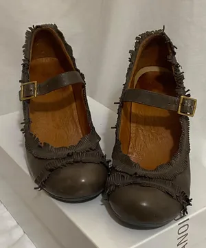 Chie Mihara Leather Vintage Looking Heels thumbnail 1