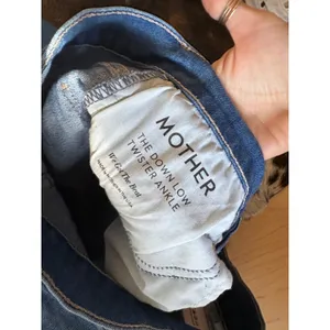 Mother Denim The Down Low Twister Ankle Flare Jeans In We Got The Beat Size 29 thumbnail 5