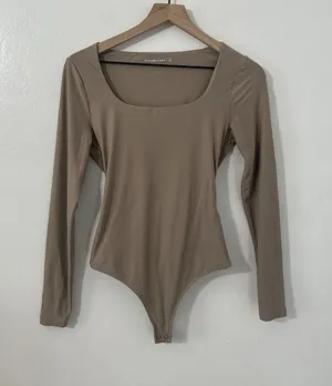 Abercrombie & Fitch Long Sleeve Taupe Bodysuit Square Neck Sz Small Basic Layer thumbnail 1
