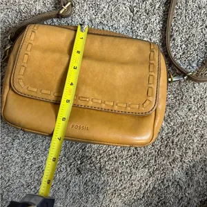 Fossil Leather Crossbody Bag thumbnail 3